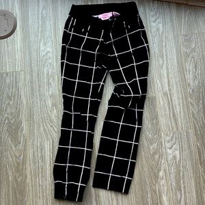 Candies size small black and white striped pants